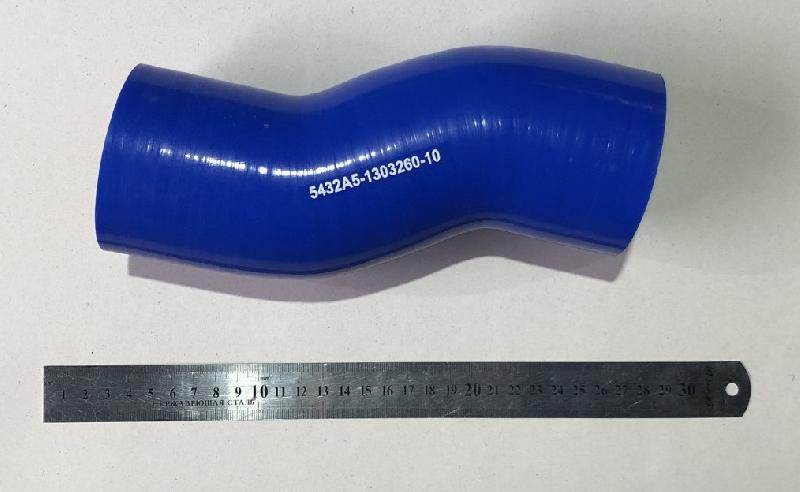 Патрубок радиатора МАЗ нижний (L=3605 мм, d=70) силикон 5432А5-1303260 МАЗ 5432А5-1303260