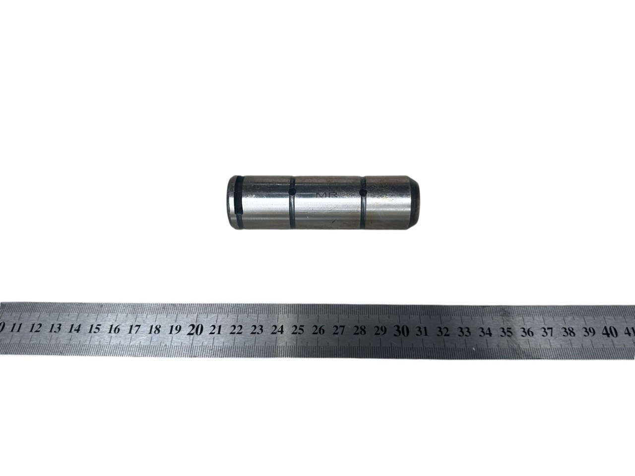 Вісь супорта гальмівної колодки МАЗ-5440,6430 (ексцентрик) 103-3501132